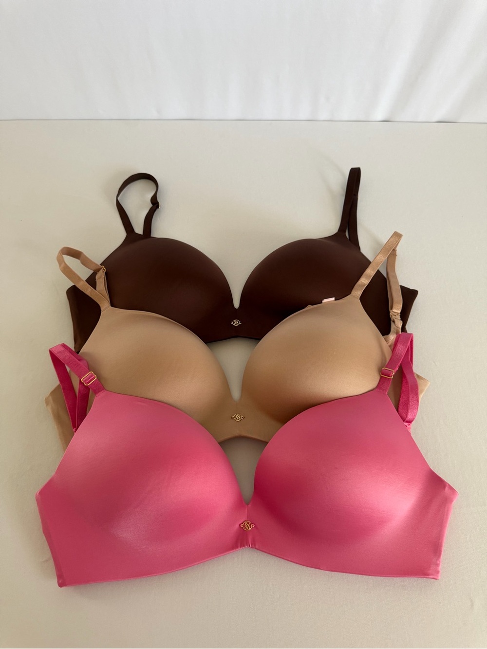 Lot Victoria's Secret So Obsessed No-Wire Padded 34DD
